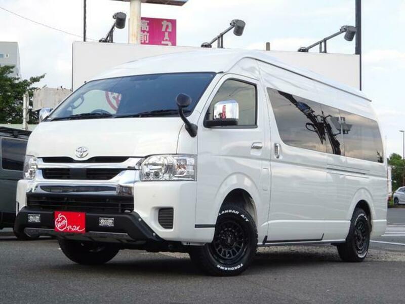 TOYOTA HIACE WAGON