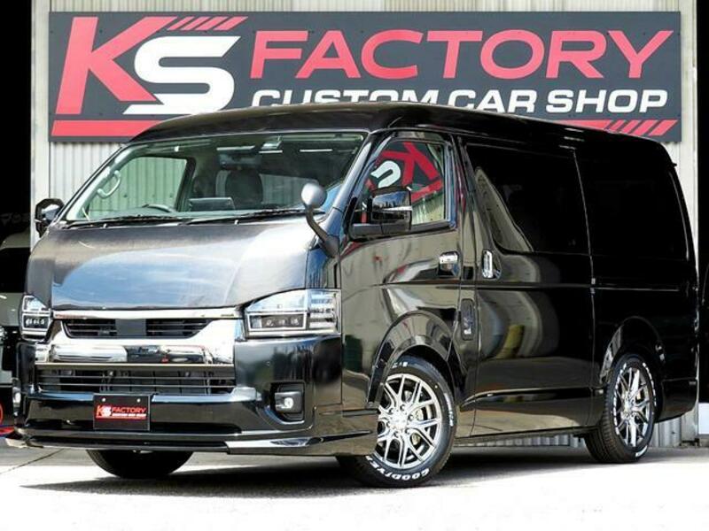 TOYOTA HIACE WAGON