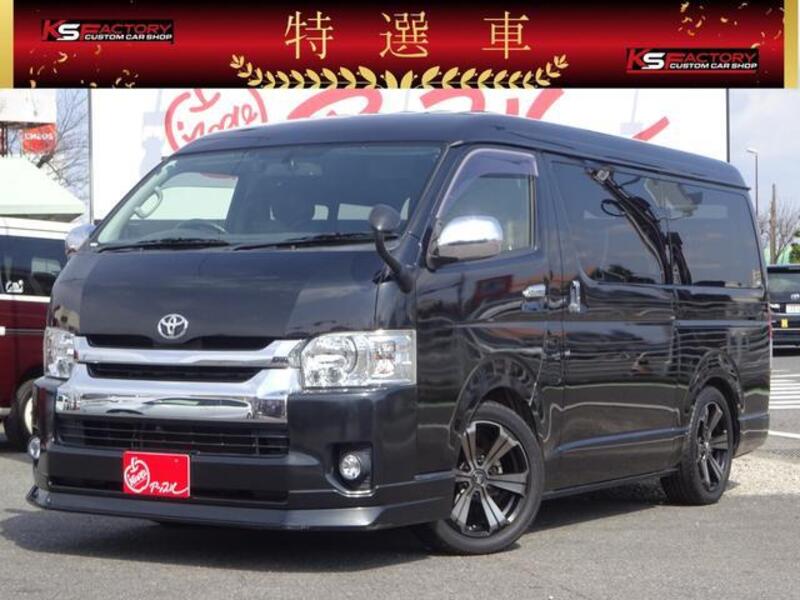 TOYOTA HIACE WAGON