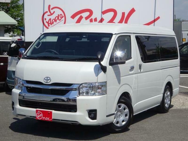 TOYOTA HIACE WAGON