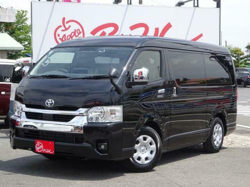 TOYOTA HIACE WAGON
