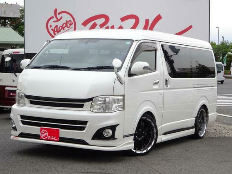 TOYOTA HIACE WAGON