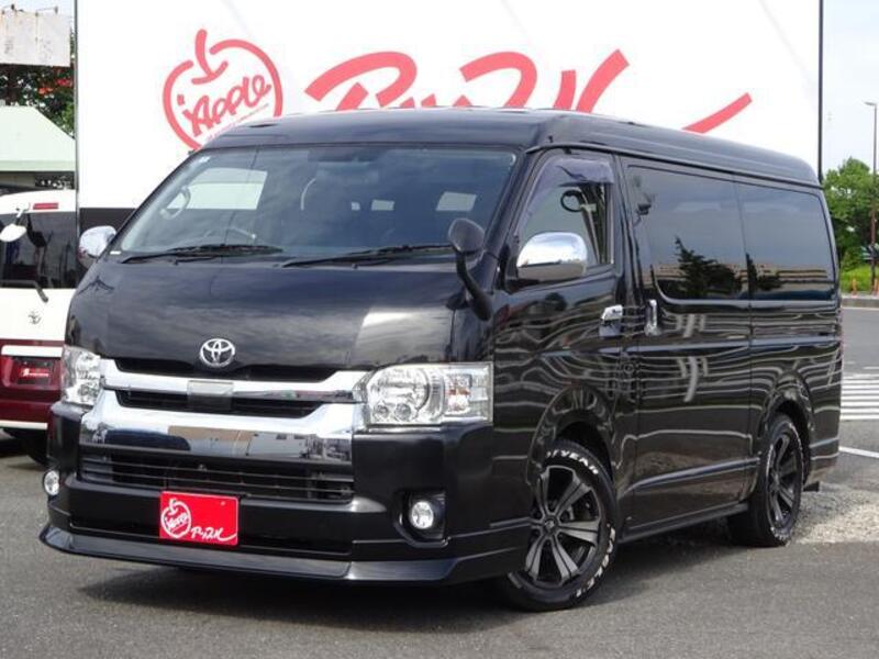 TOYOTA HIACE WAGON