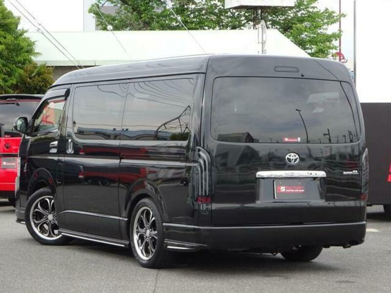 HIACE VAN