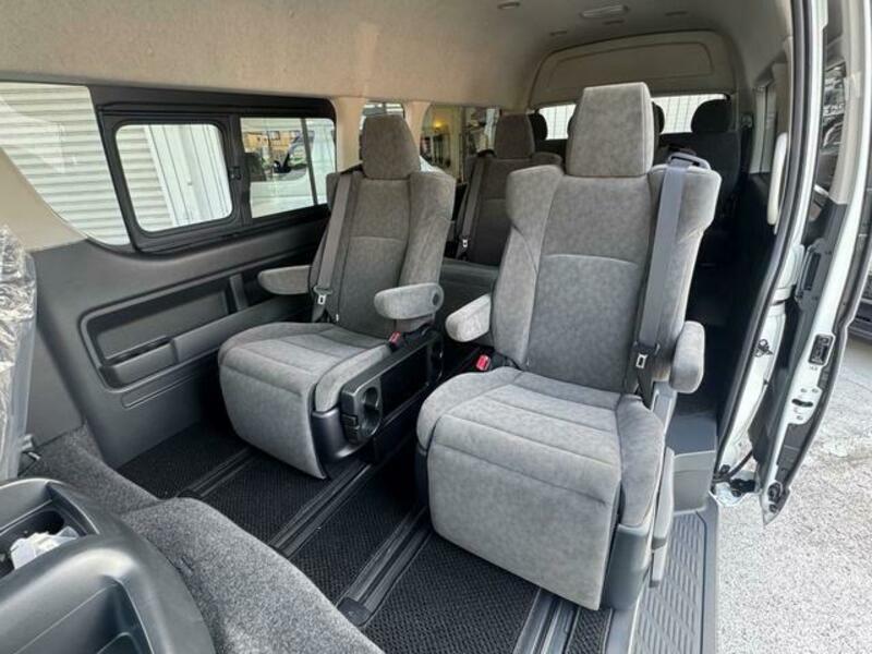 HIACE WAGON