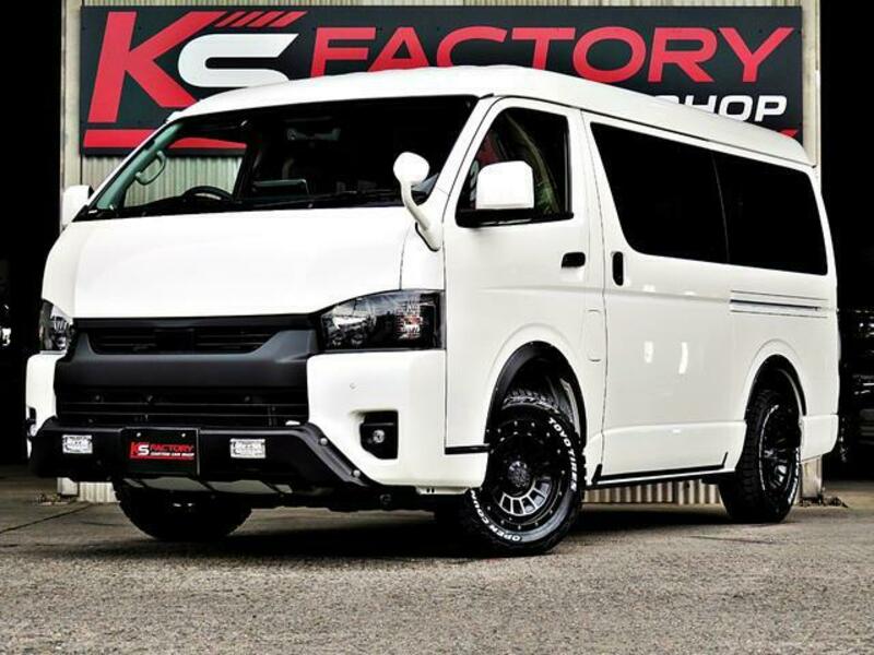TOYOTA HIACE WAGON