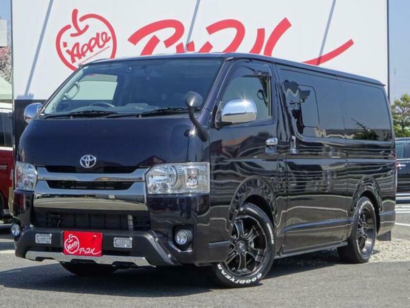 TOYOTA HIACE VAN