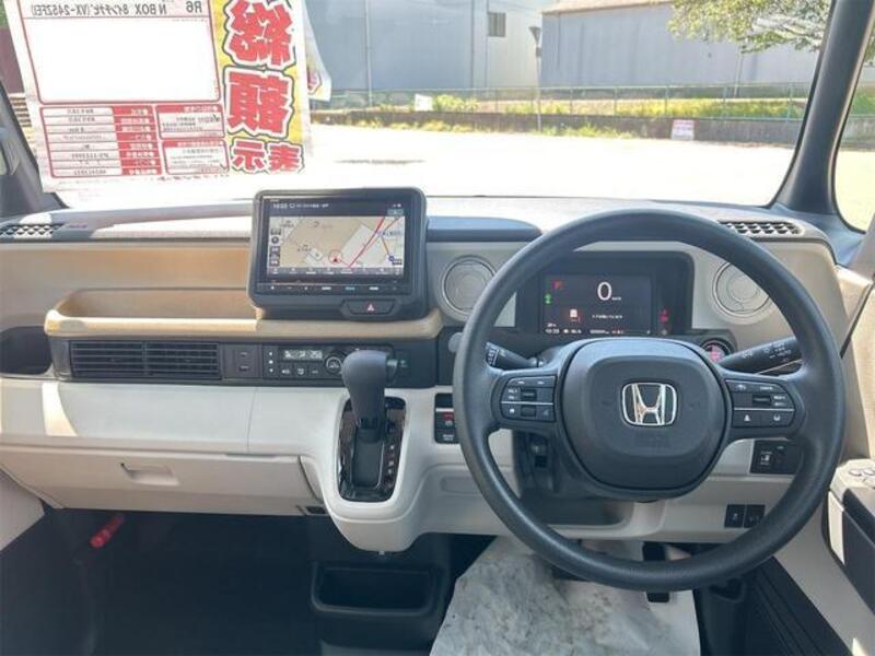N BOX