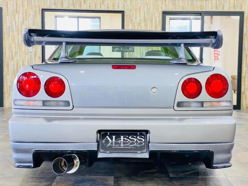 SKYLINE