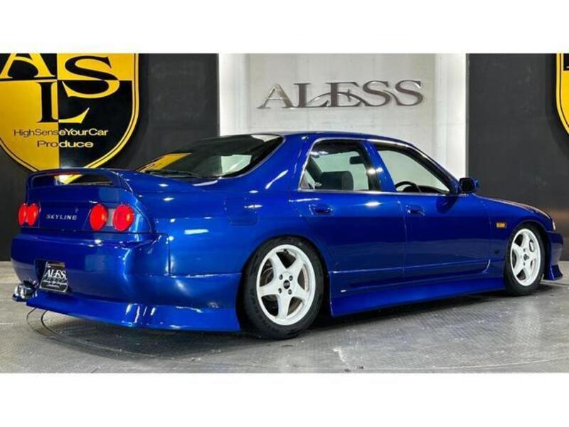 SKYLINE