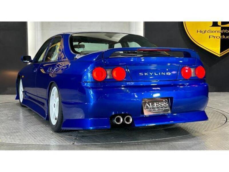SKYLINE