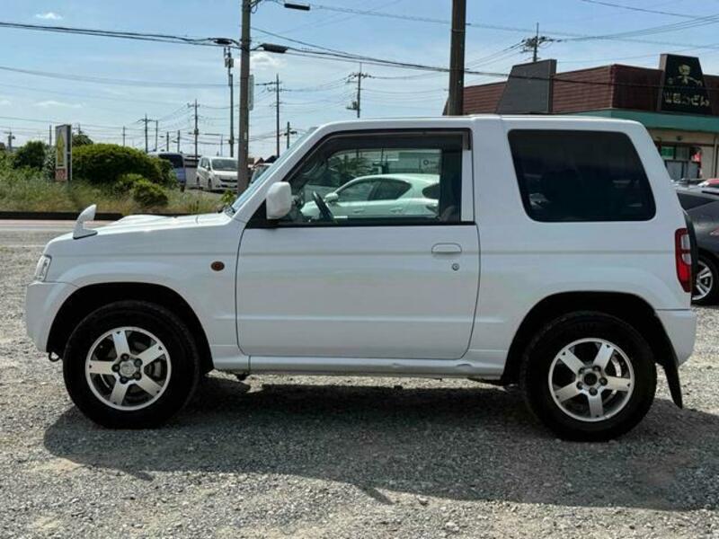 PAJERO MINI