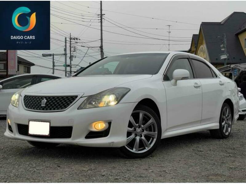 TOYOTA CROWN