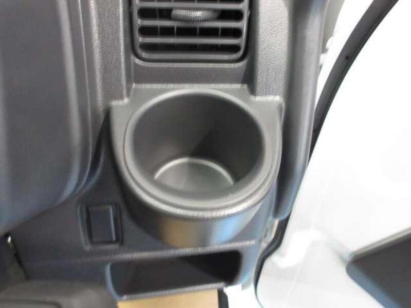 CLIPPER TRUCK