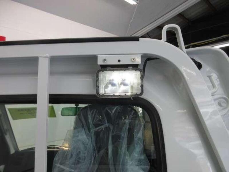 CLIPPER TRUCK