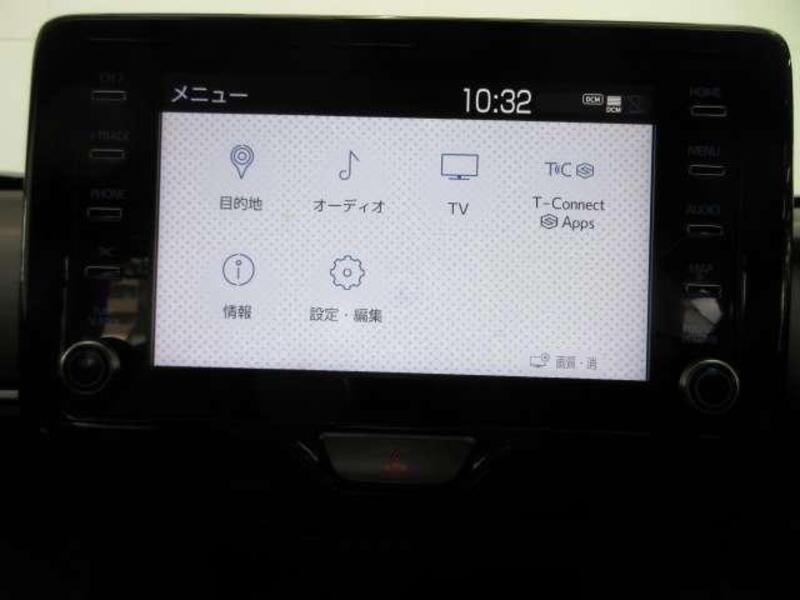 YARIS CROSS