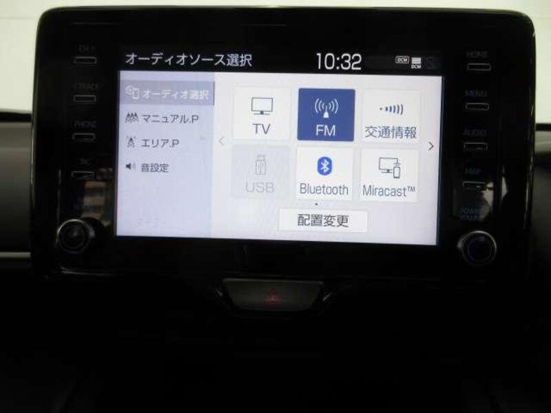 YARIS CROSS
