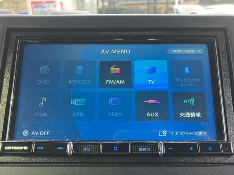 N BOX