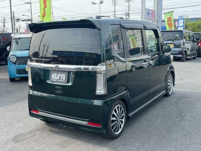 N BOX CUSTOM