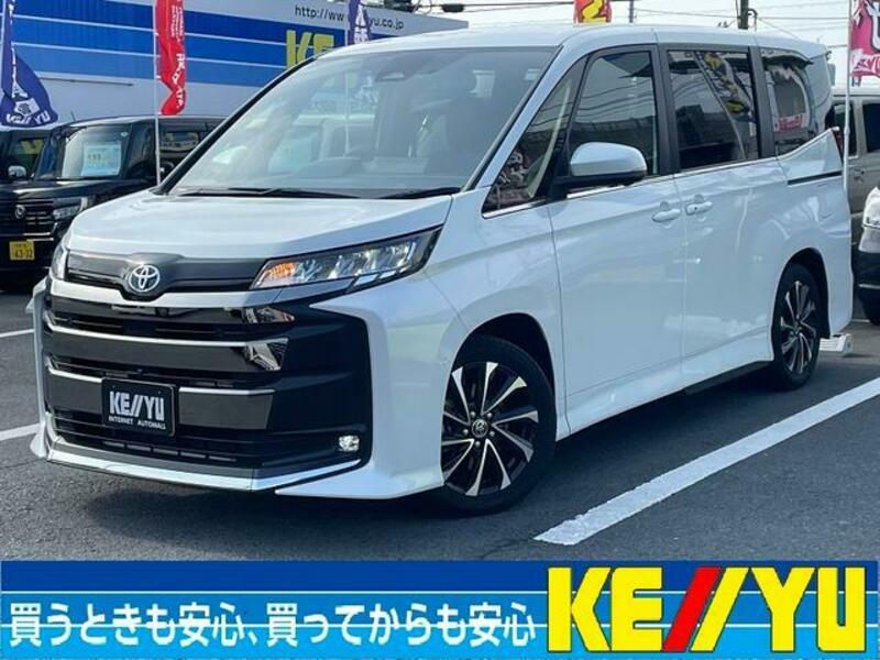 TOYOTA NOAH