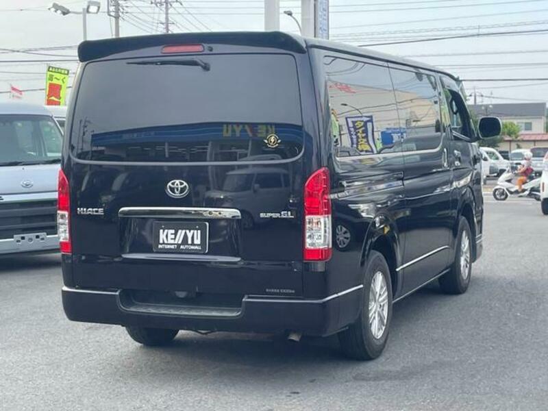 HIACE VAN
