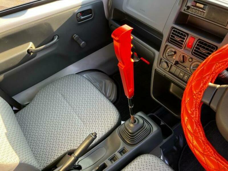 MINICAB TRUCK