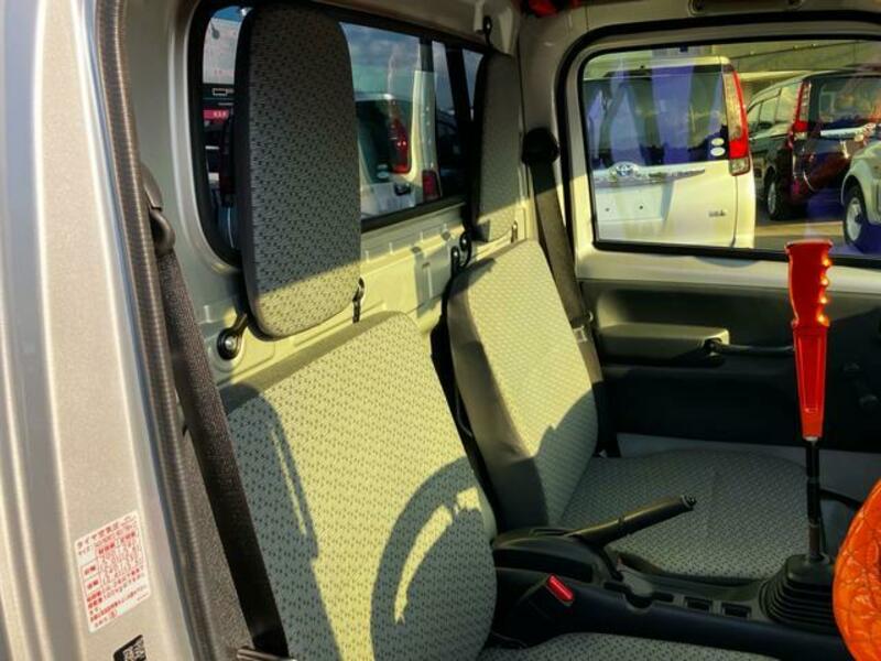 MINICAB TRUCK