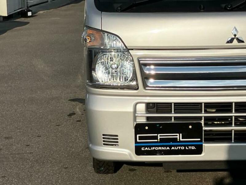 MINICAB TRUCK