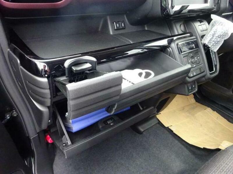 SPACIA CUSTOM
