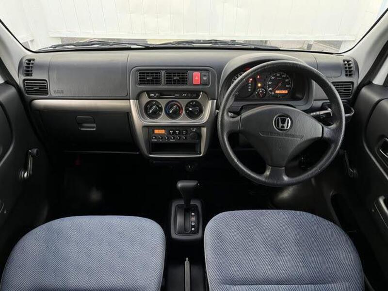 ACTY VAN