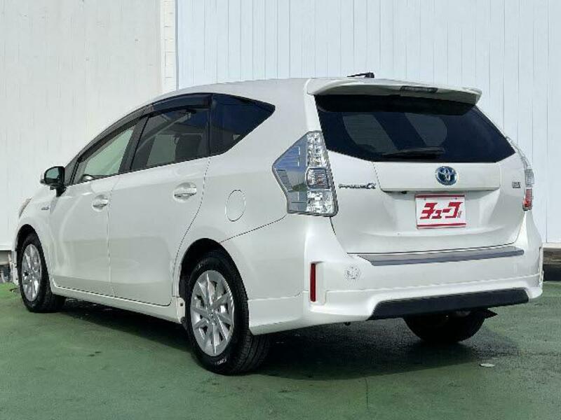 PRIUS ALPHA