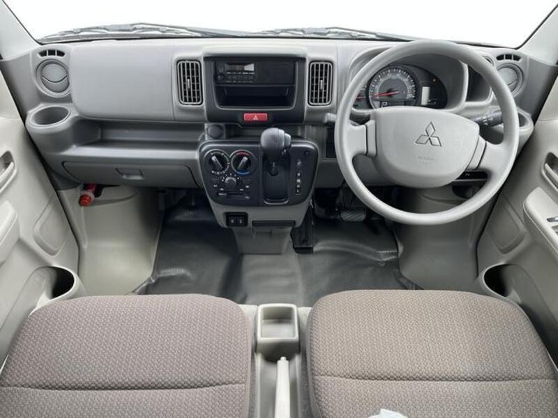 MINICAB VAN