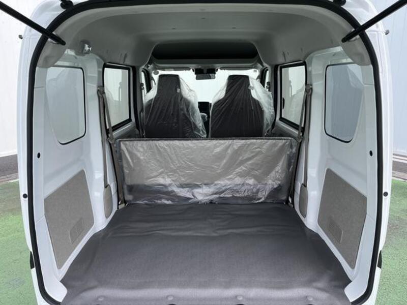 MINICAB VAN