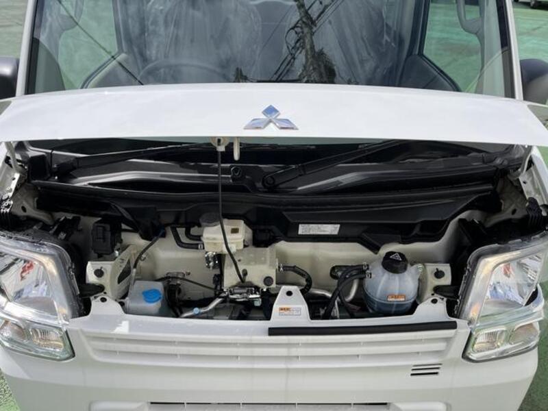 MINICAB VAN