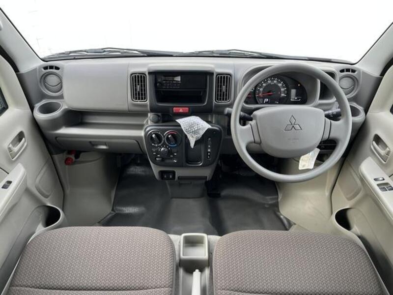 MINICAB VAN