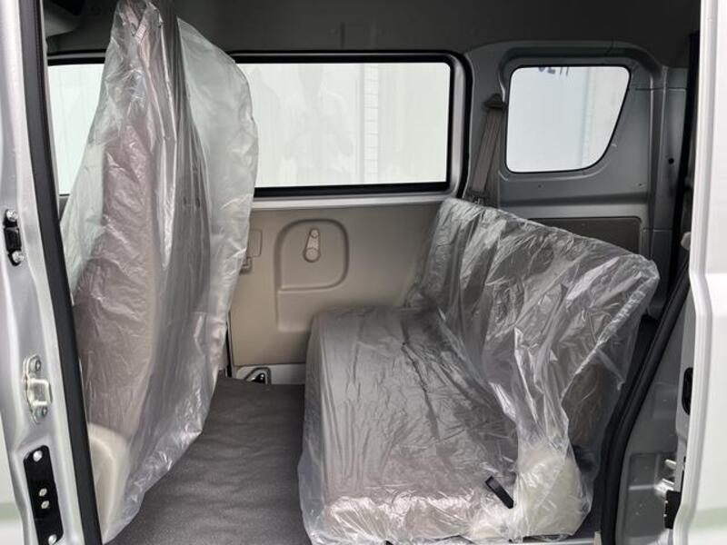 MINICAB VAN