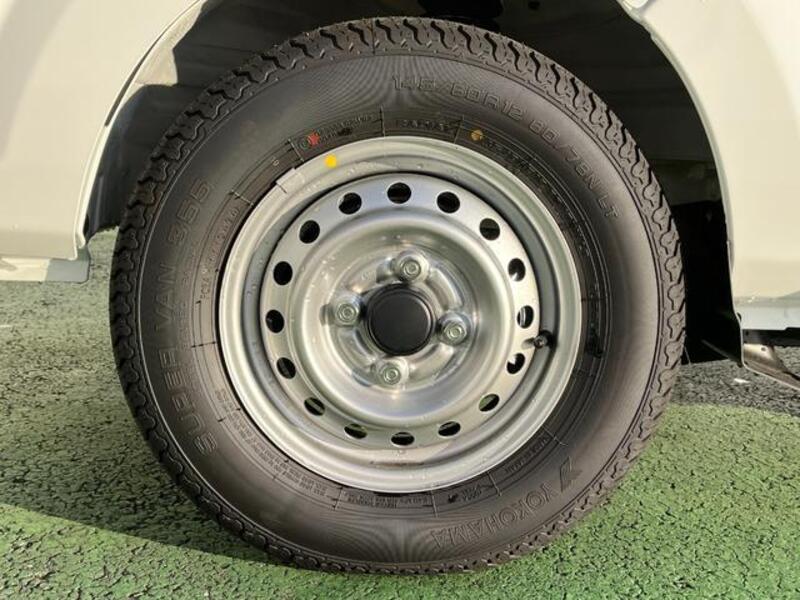 MINICAB TRUCK