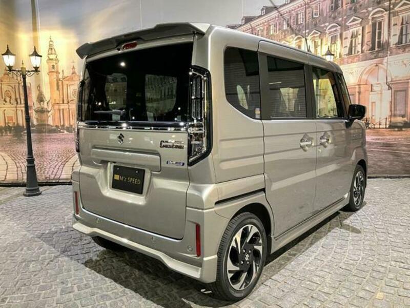 SPACIA CUSTOM