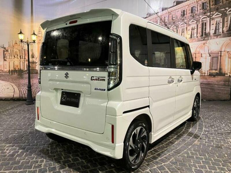 SPACIA CUSTOM
