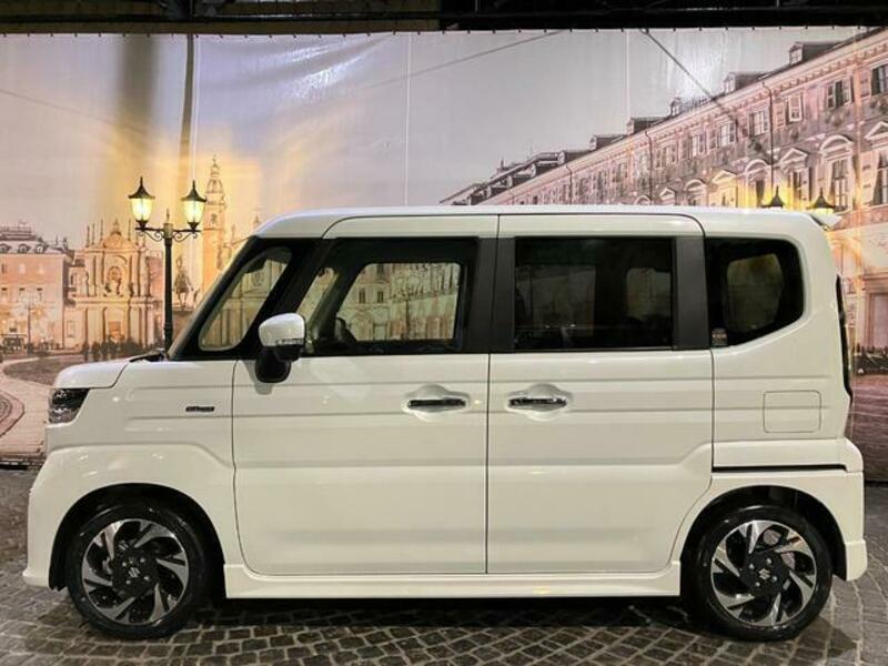 SPACIA CUSTOM