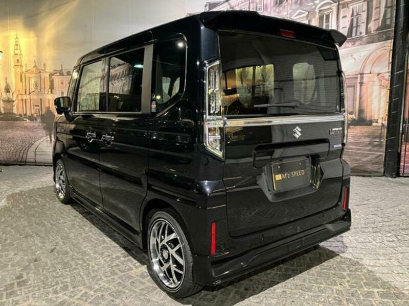 SPACIA CUSTOM
