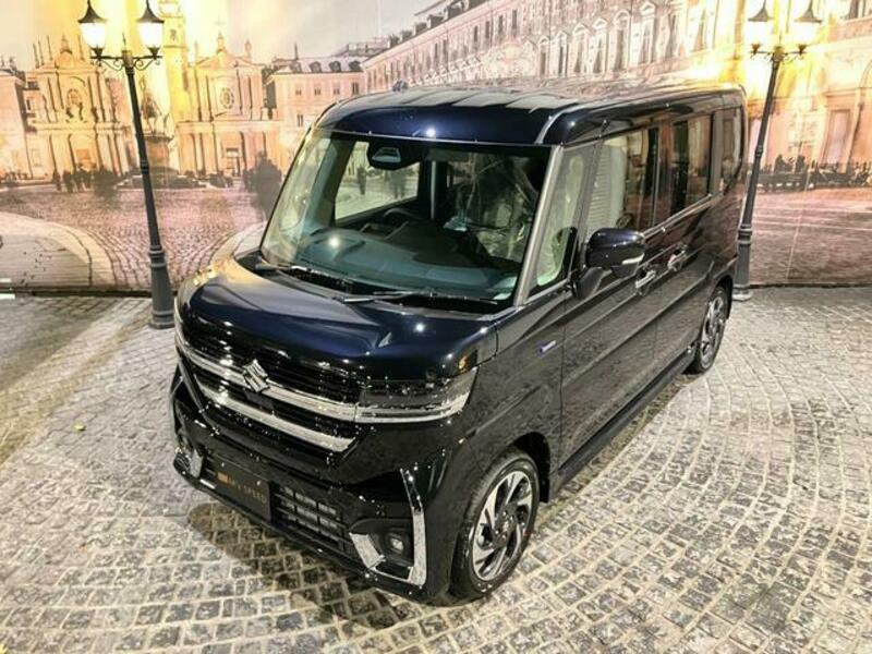 SPACIA CUSTOM