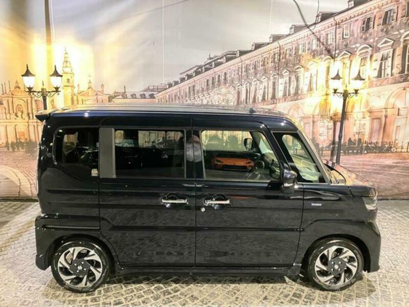 SPACIA CUSTOM