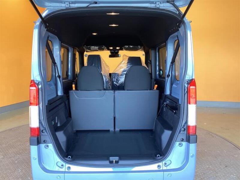 N-VAN