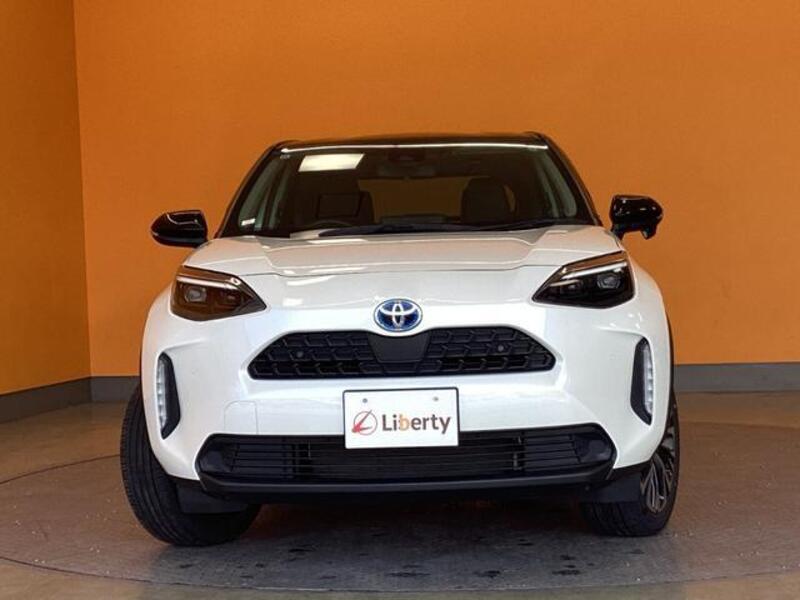 YARIS CROSS