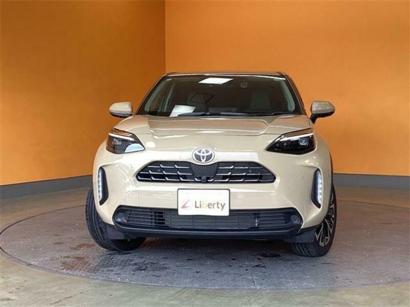 YARIS CROSS