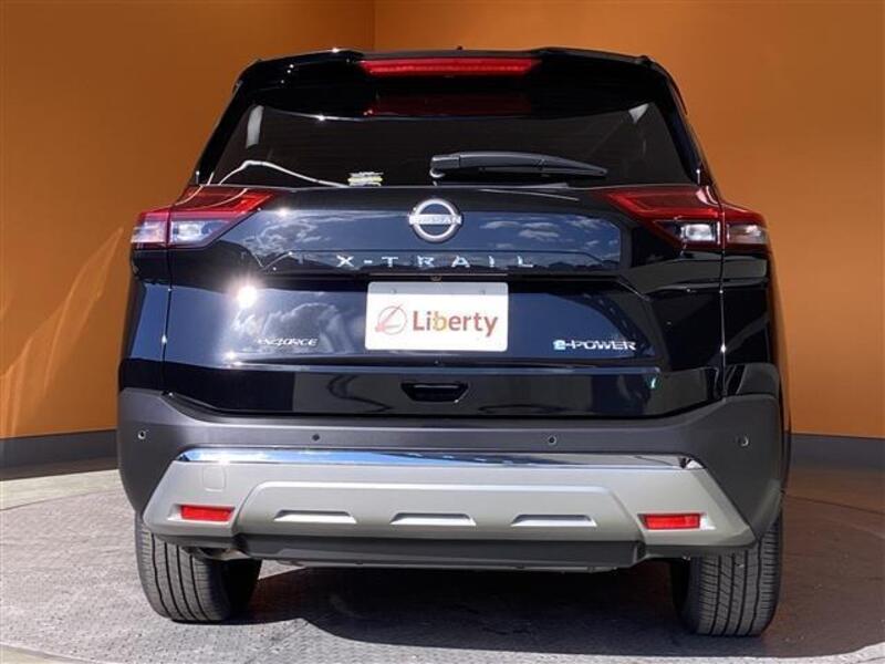 X-TRAIL