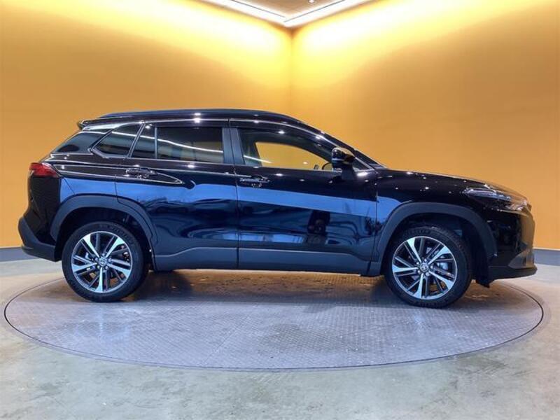 COROLLA CROSS