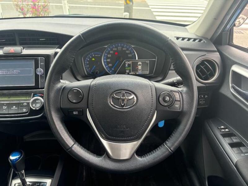 COROLLA AXIO