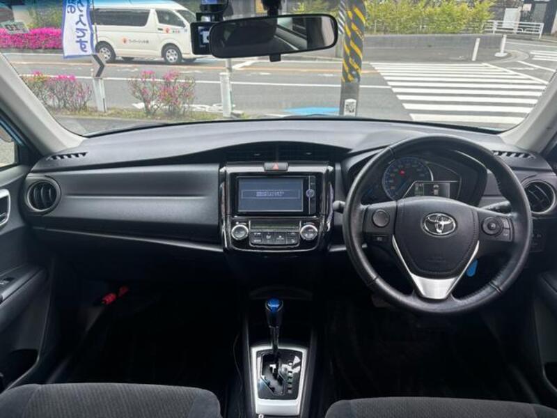 COROLLA AXIO